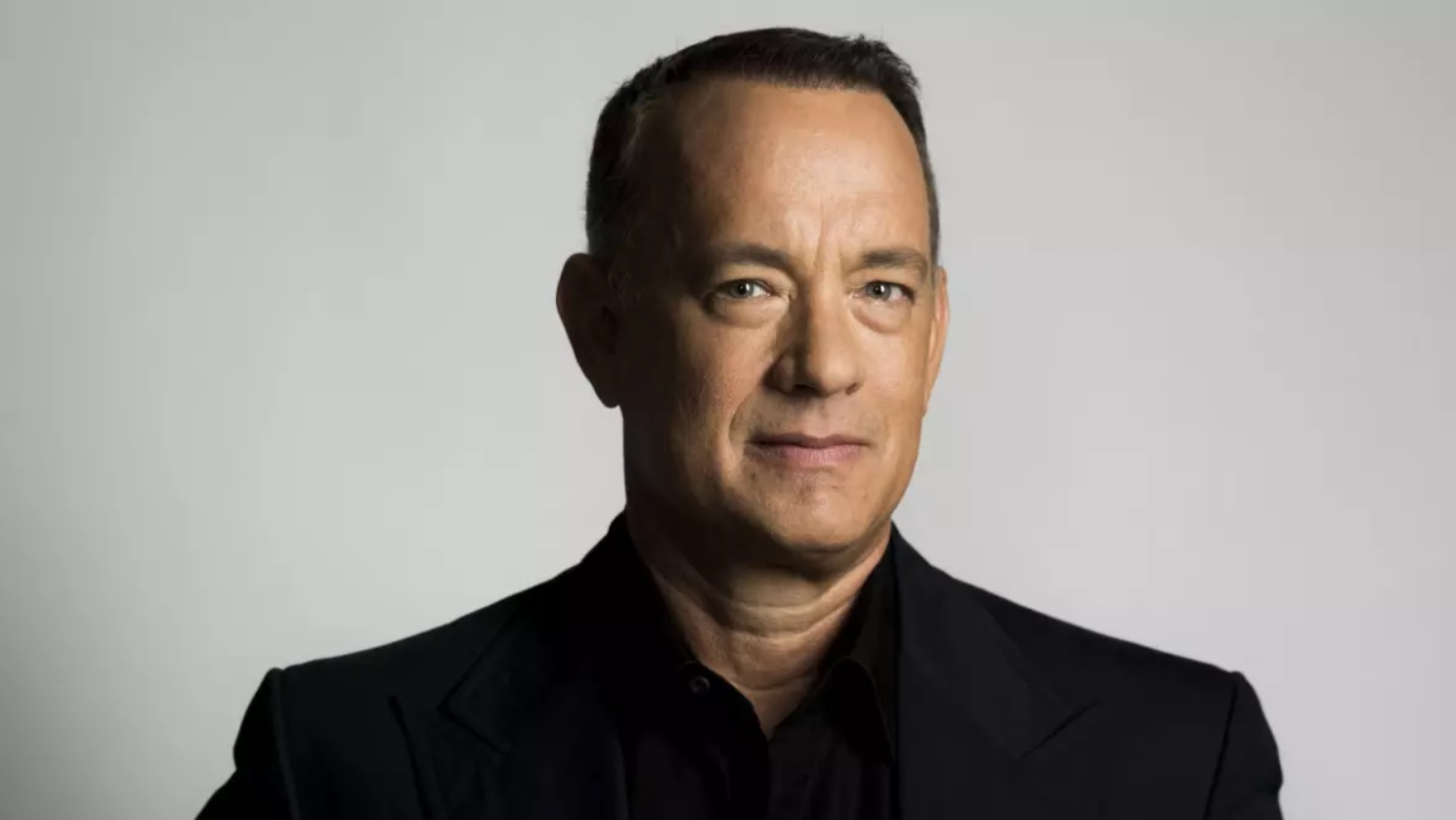 Tom Hanks advierte a sus seguidores sobre un deep fake suyo promocionando un plan dental < Cultura Geek %