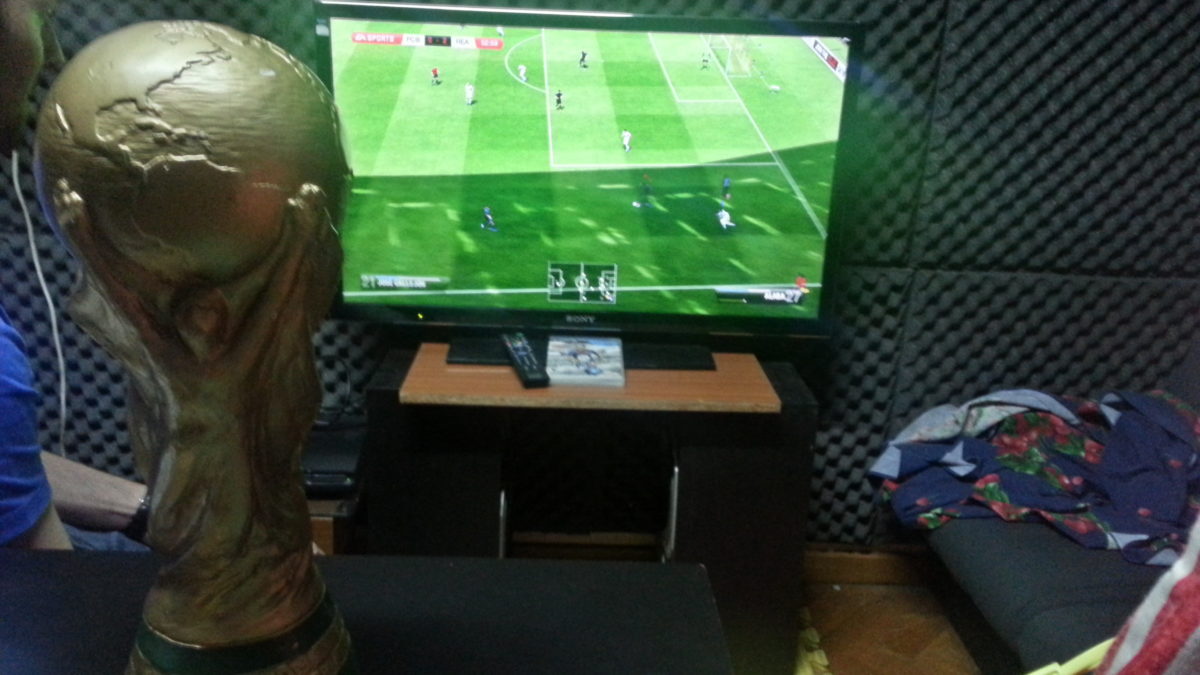 Cultura Geek desafio FIFA 14 Patan vs Augusto Finocchiaro