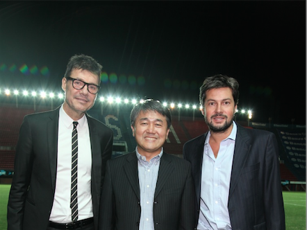 Marcelo Tinelli -  Vicepresidente de CASLA -  Thomas Yoon - Presidente de LG Argentina y Matías Lammens -  Presidente de CASLA - cultura-geek