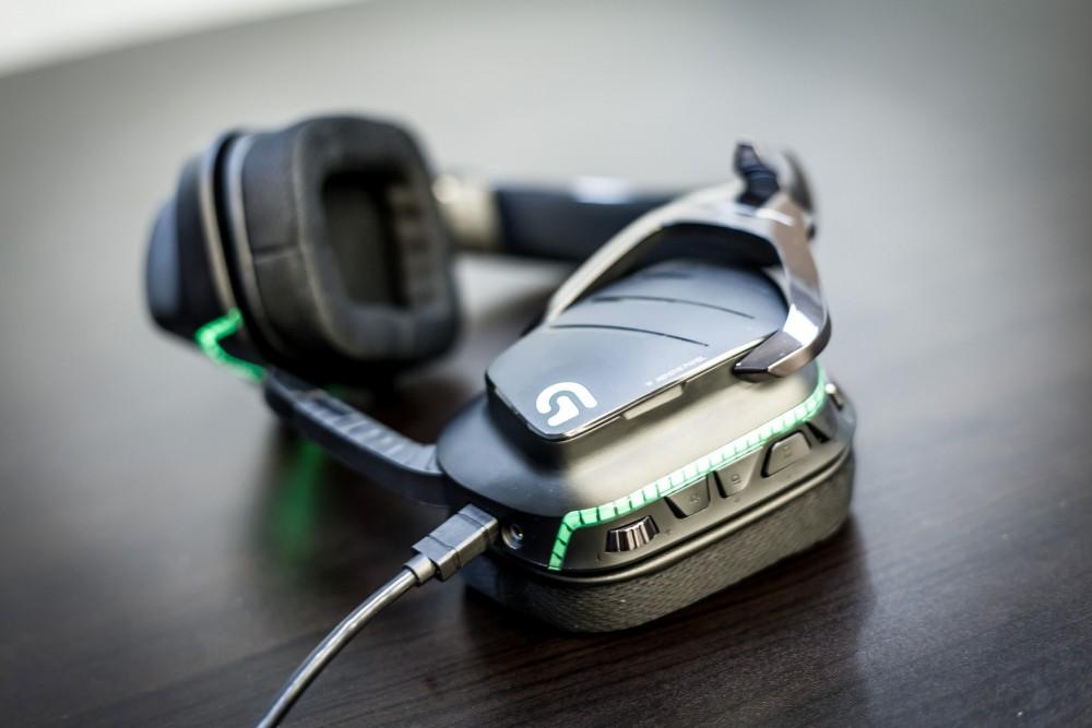 Oeste Decir la verdad Recuerdo Review: Logitech G633 - auriculares de gama alta - Cultura Geek