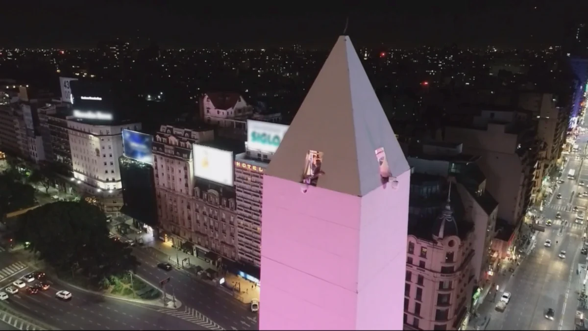 Samsung-Coscu-Momo-Obelisco-Cultura-Geek-11