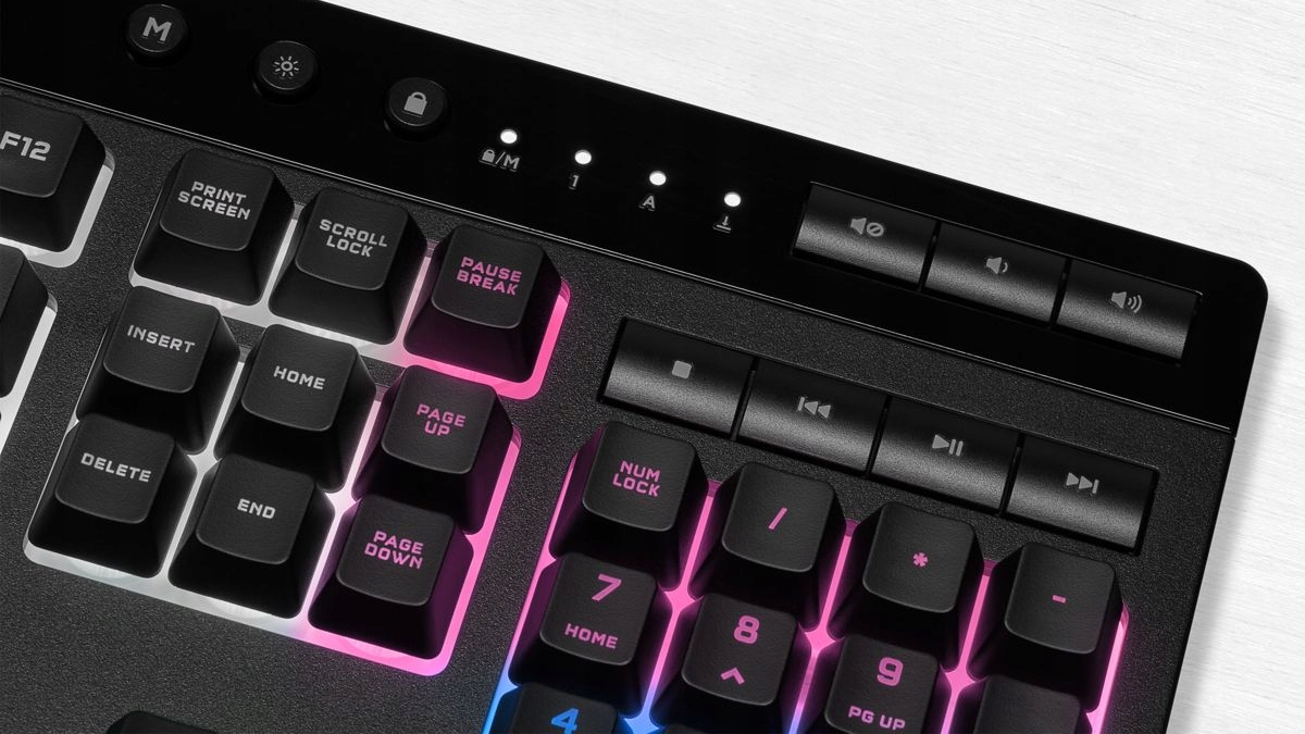 Review Corsair K55 PRO XT: the entry-level keyboard that raises your gaming level