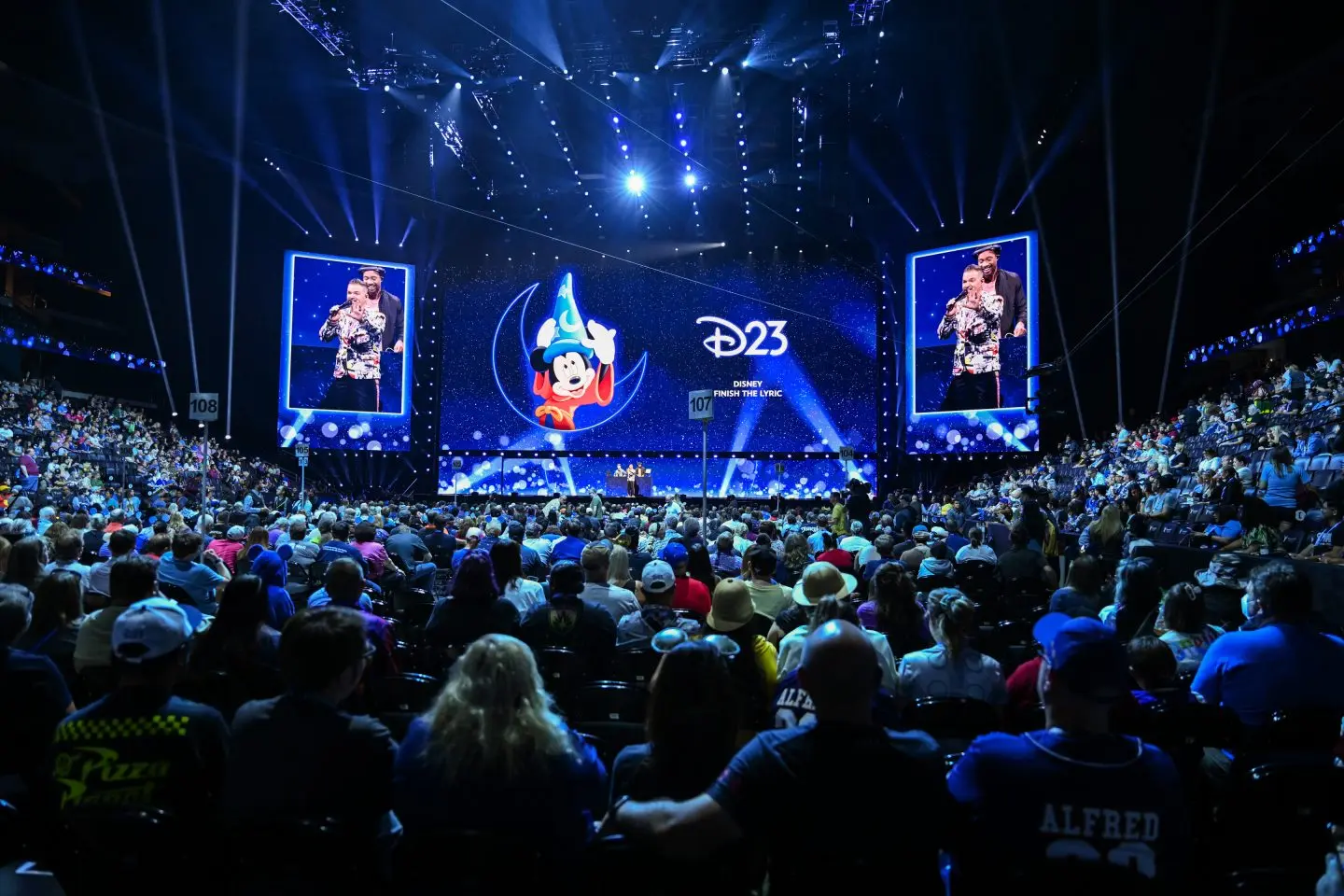 D23