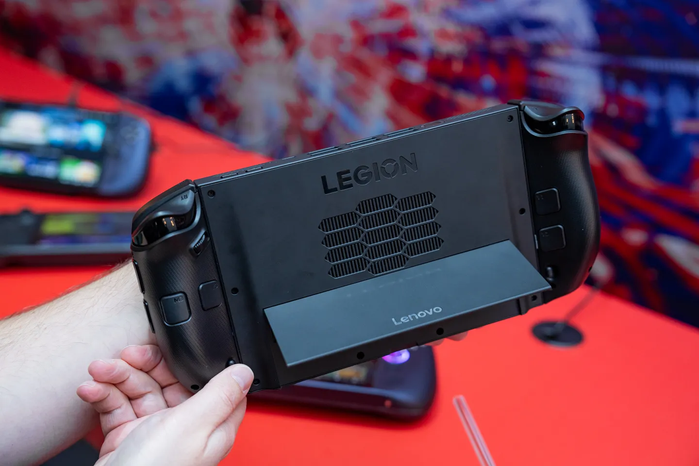 lenovo