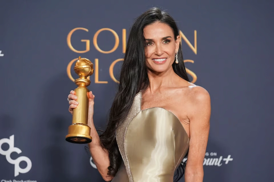 Demi Moore Golden Globes