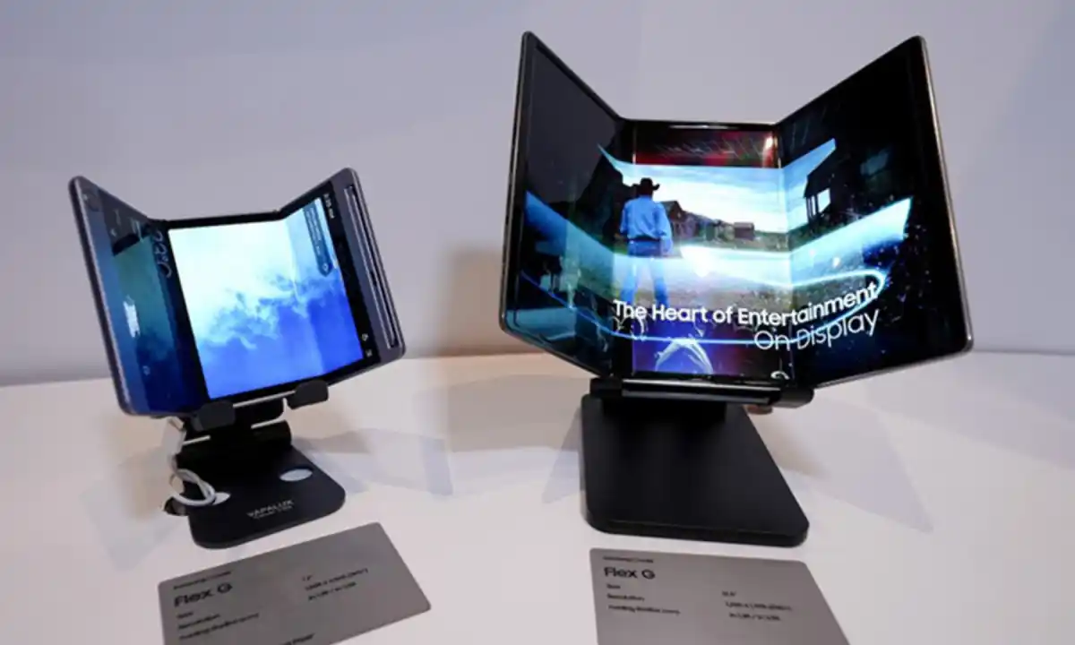 Samsung tri-fold