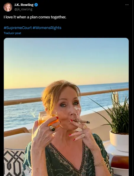 Captura de pantalla de una publicación de J.K. Rowling en X festejando el fallo judicial de Reino Unido que dictaminaba que las mujeres trans no deberían ser reconocidas como mujeres, sino definidas por su sexo biológico