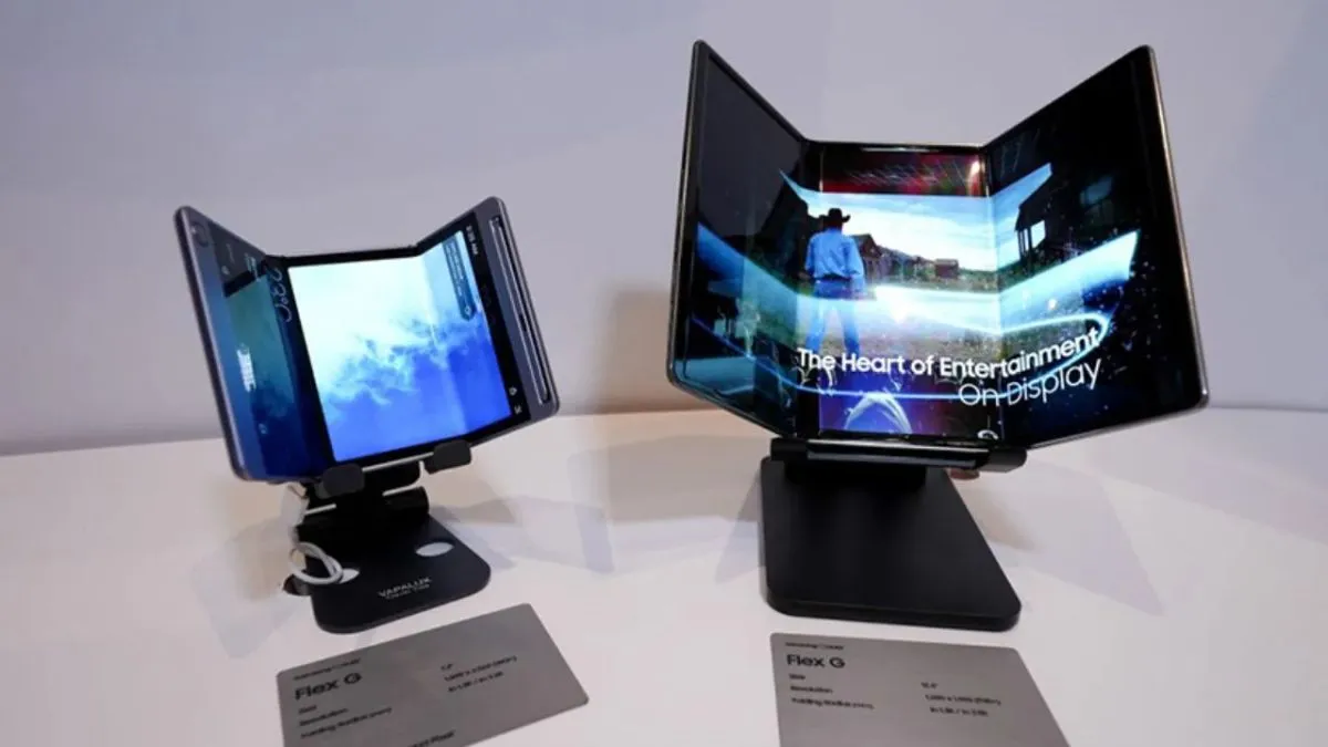Samsung smartphone triplegable