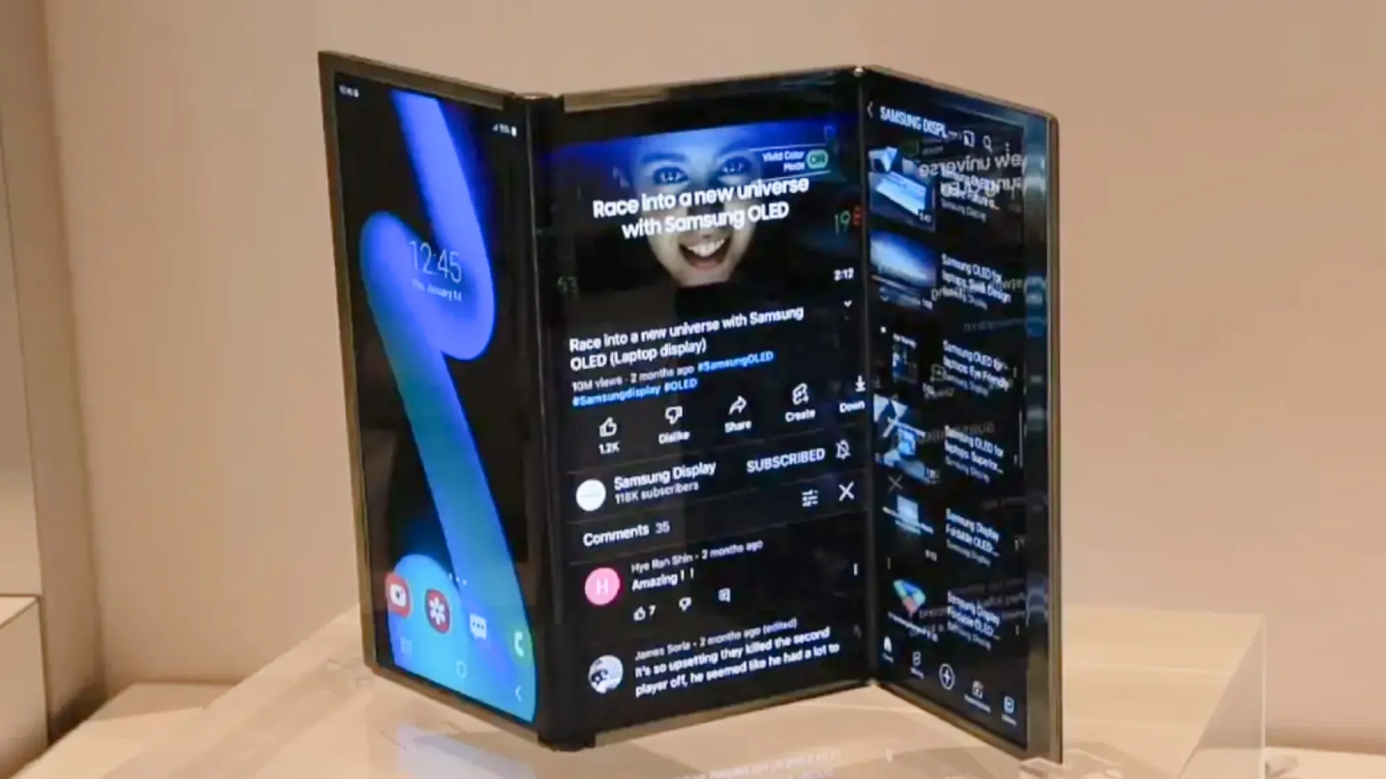 Samsung smartphone triplegable