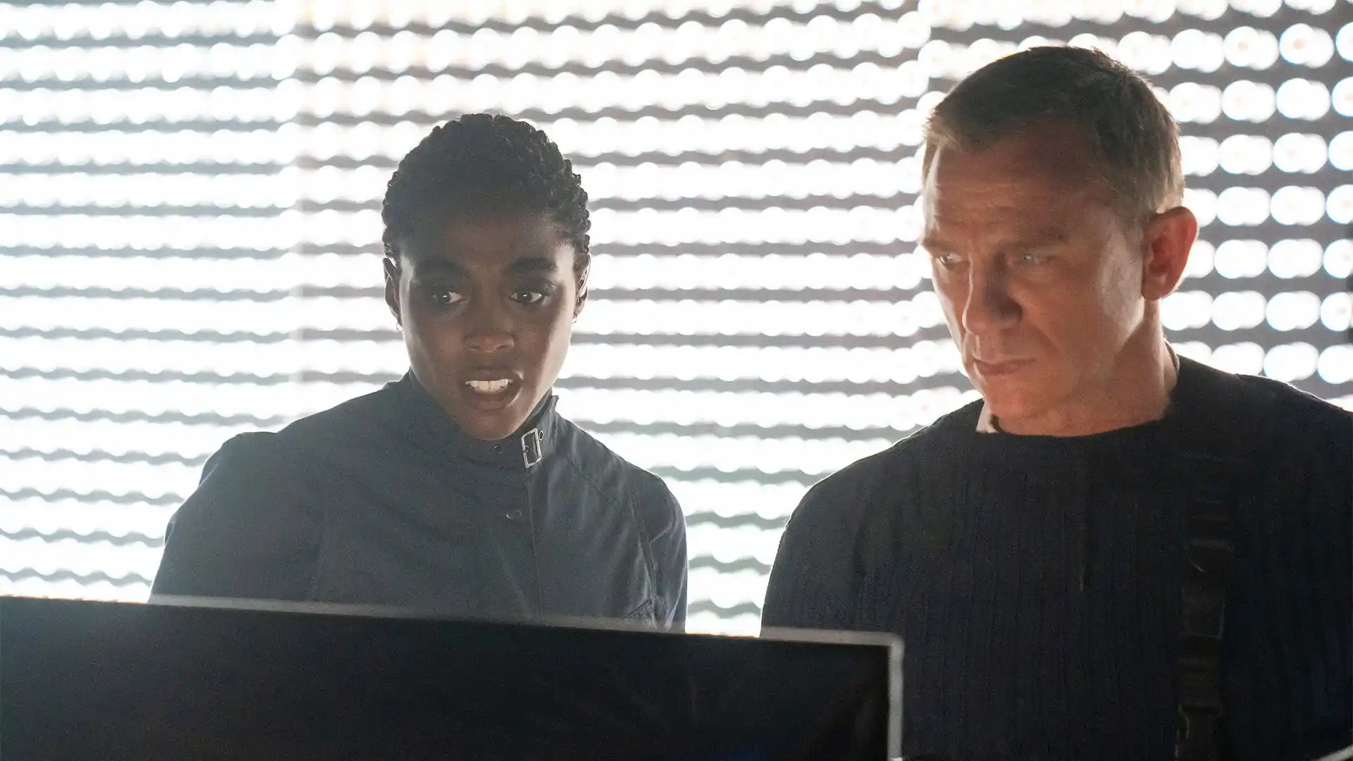 Bond 26