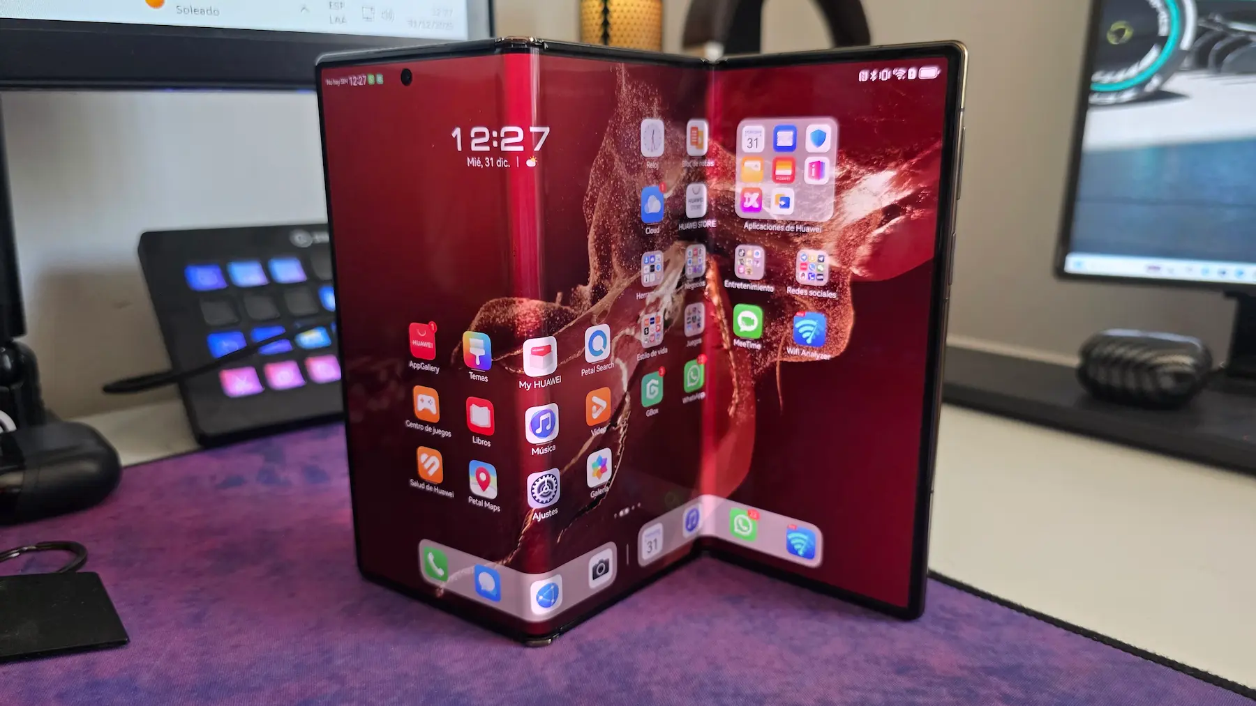 review del Huawei Mate XT ultimate desing en culturageek