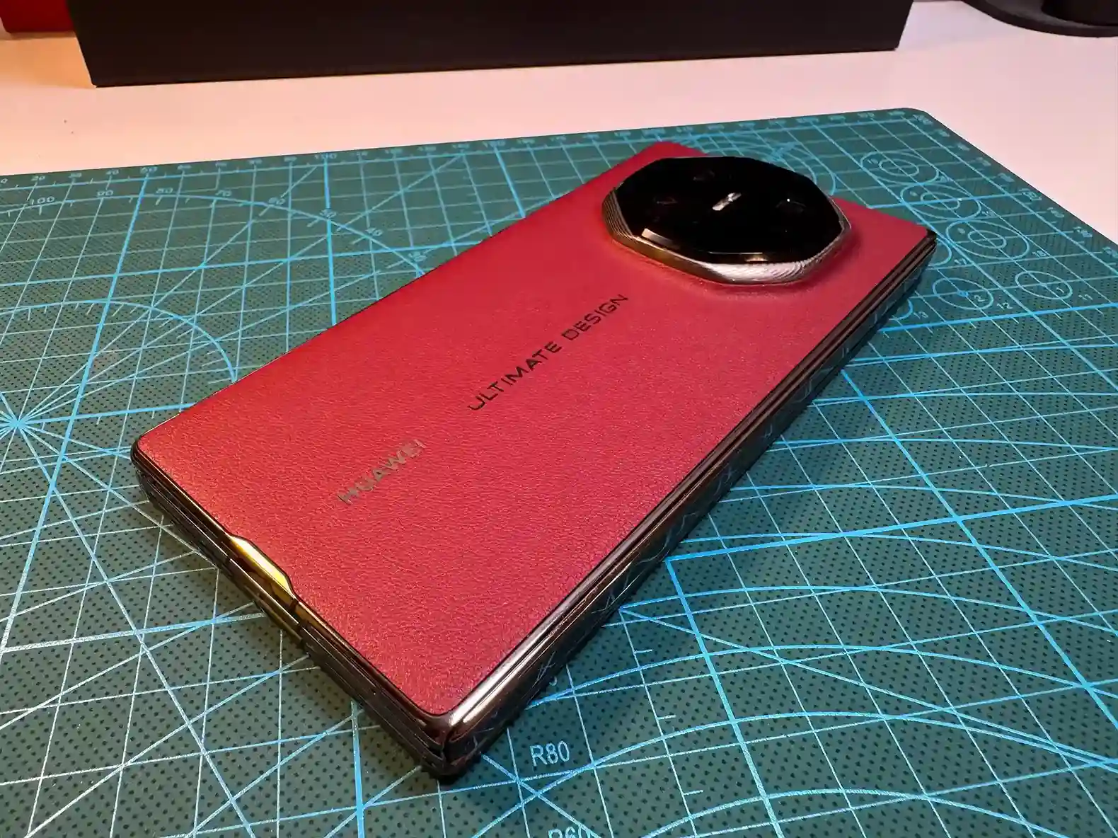 Huawei Mate XT