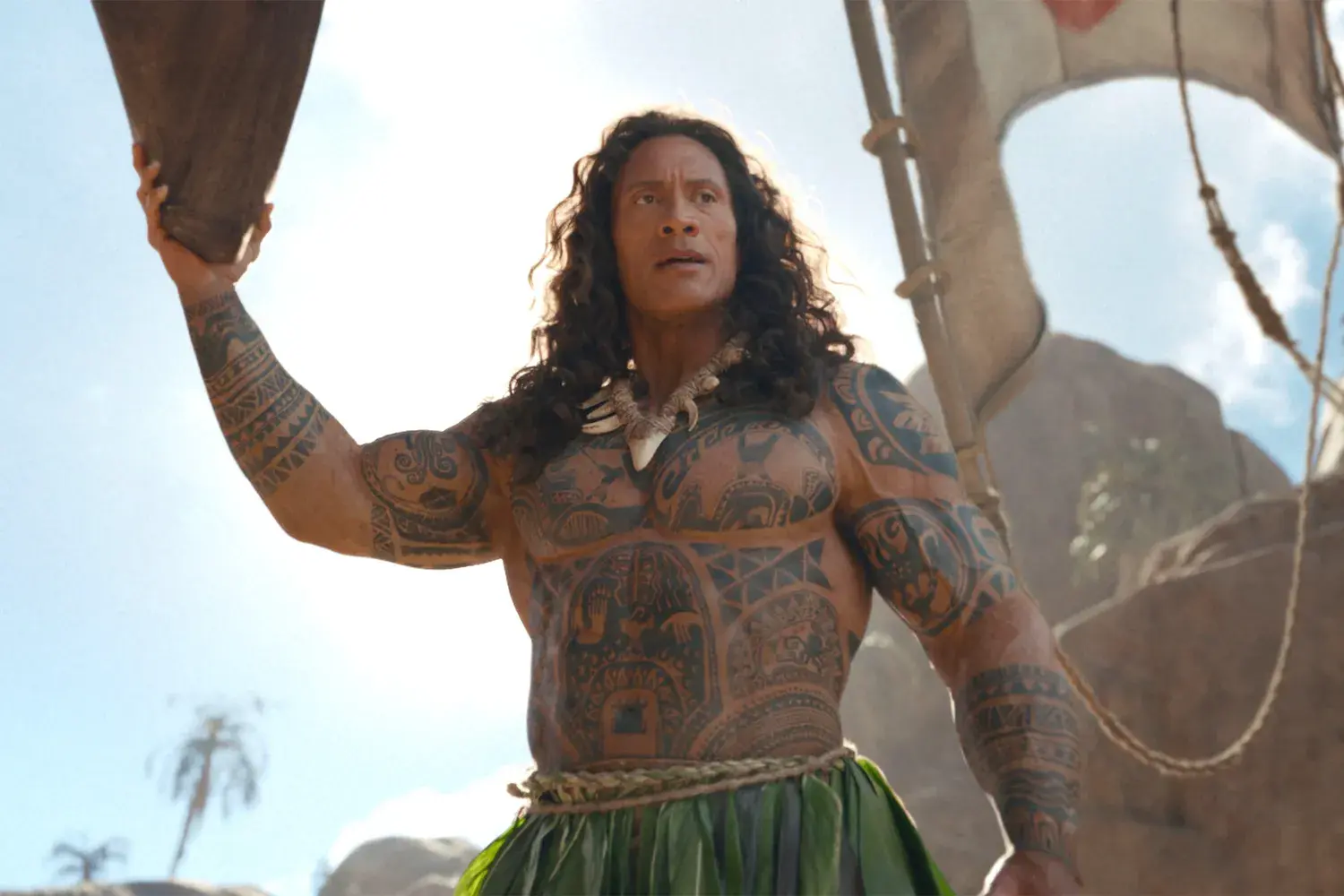 Dwayne Johnson caracterizado como Maui en el live-action de Moana