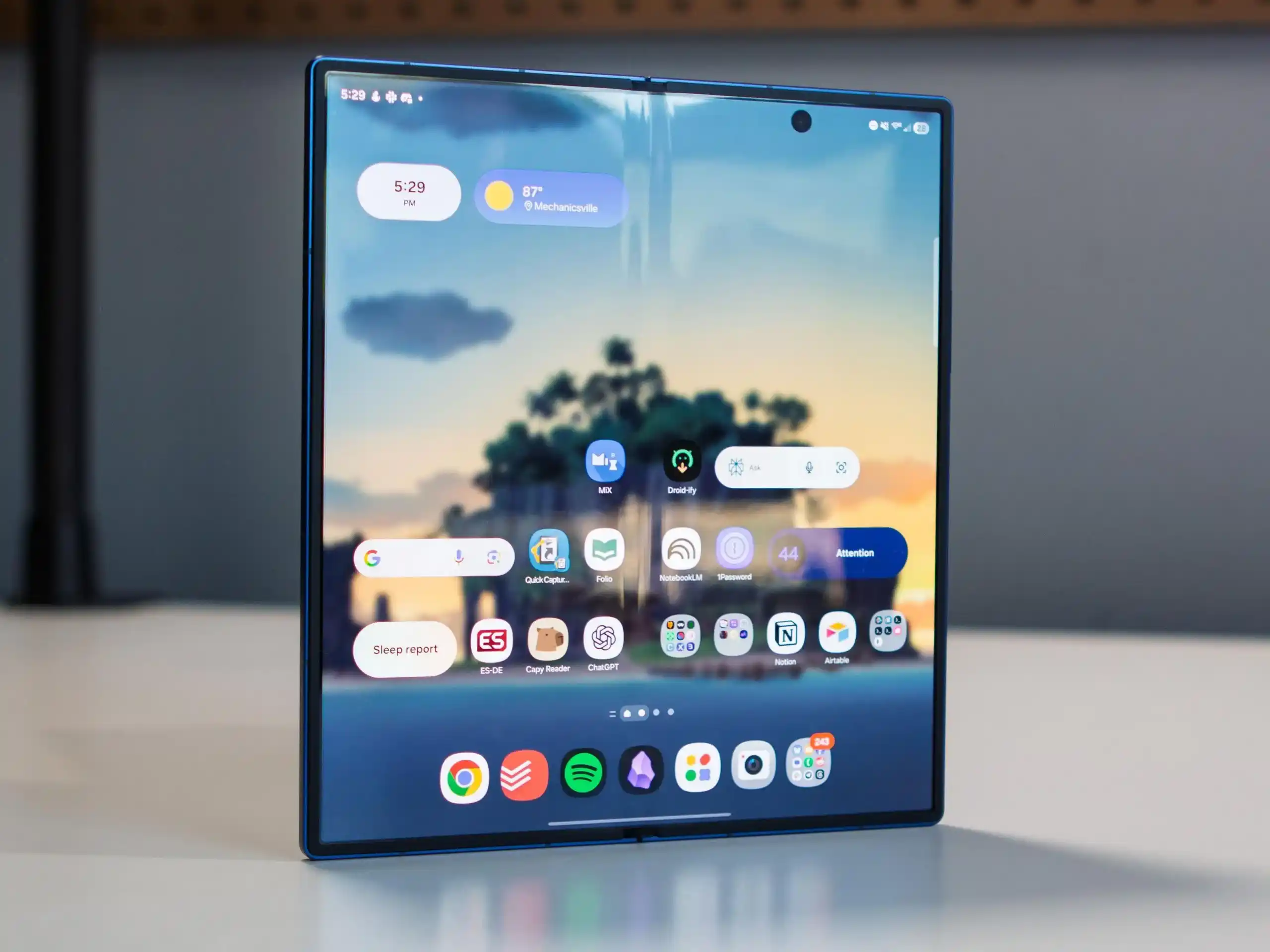 Galaxy Z Fold 8 Wide
