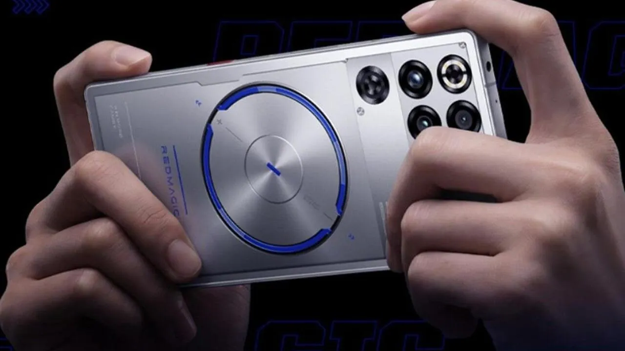 Red Magic 11S Pro smartphone gamer
