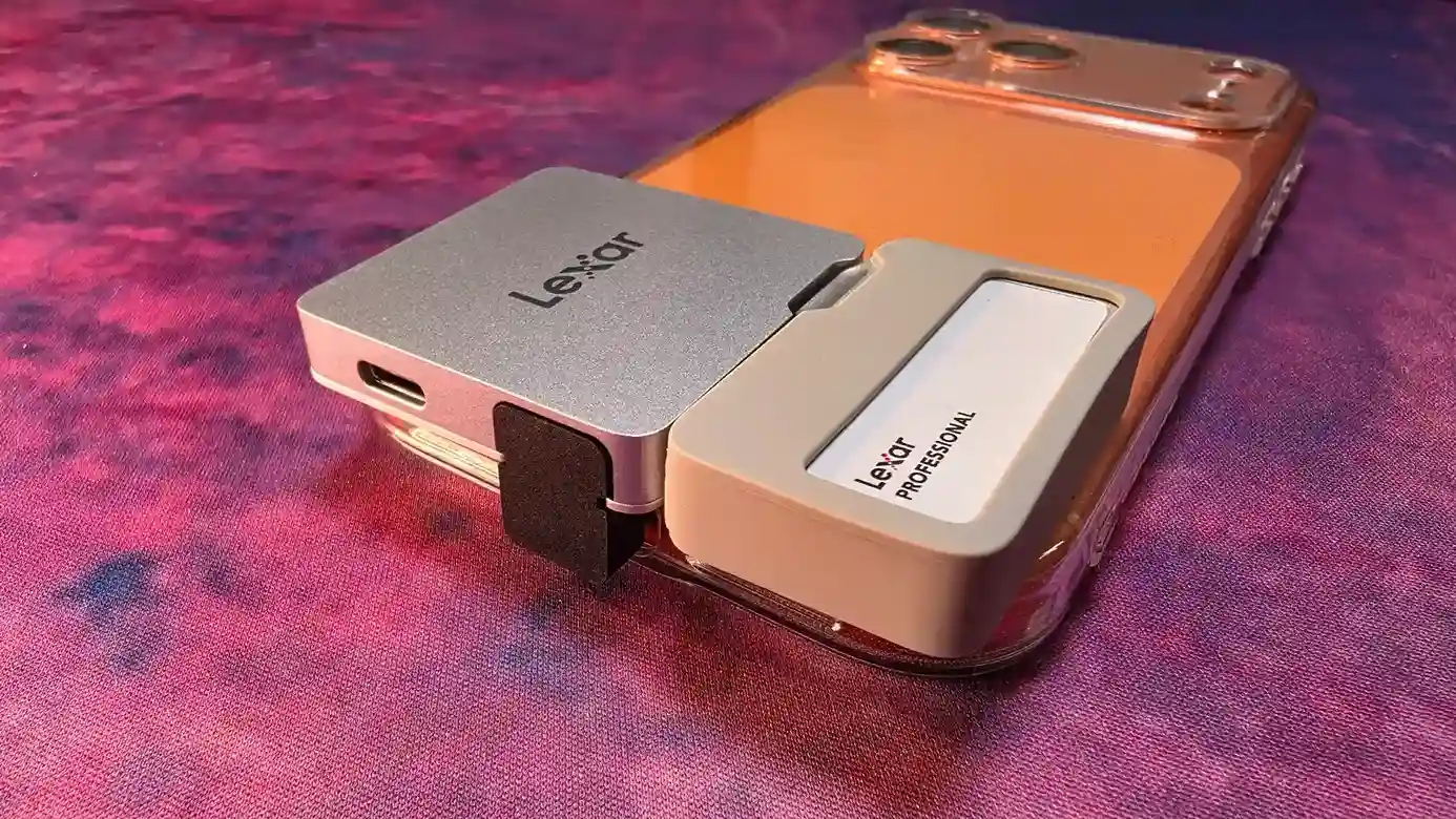 Lexar Professional Go SL400 - vista completa del sistema modular SSD y hub