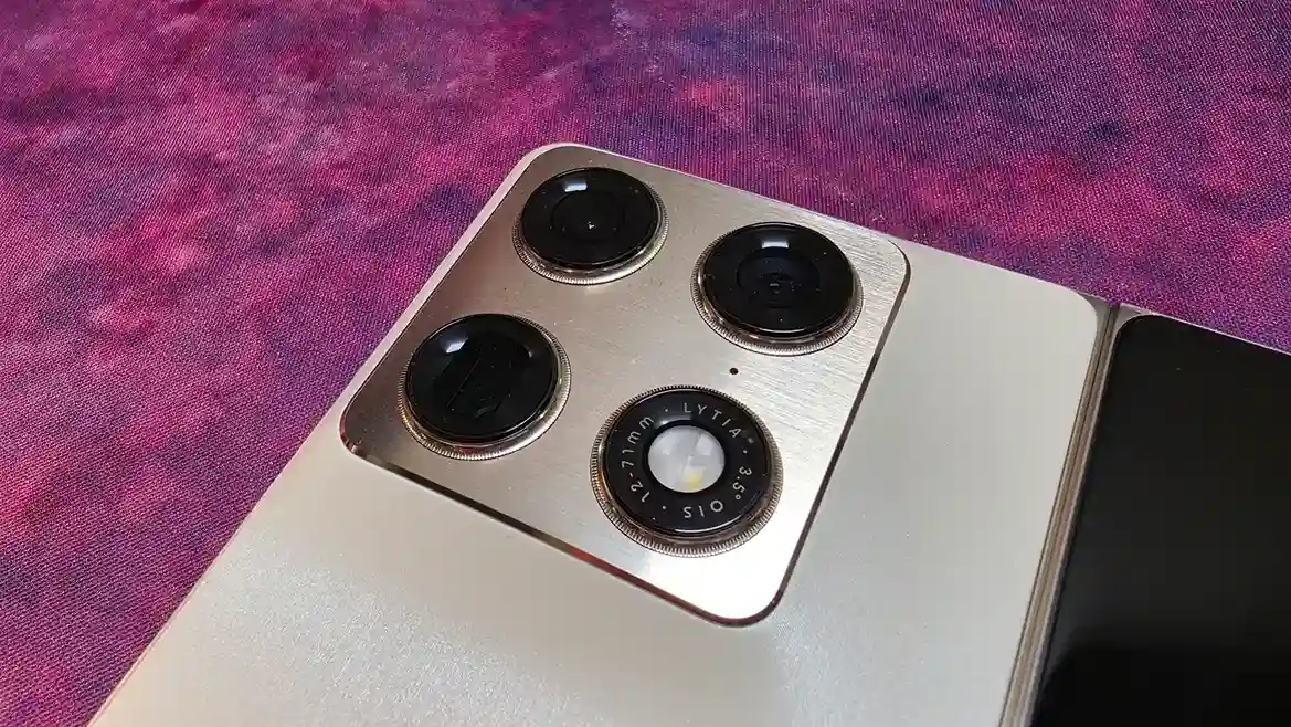 Motorola Razr Fold - culturageek.com.ar