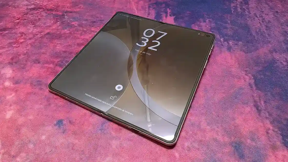 Motorola Razr Fold - culturageek.com.ar
