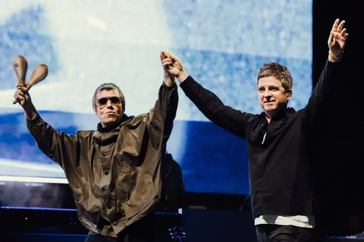 Oasis en vivo, la banda de Liam y Noel Gallagher que es fenómeno de culto en Argentina