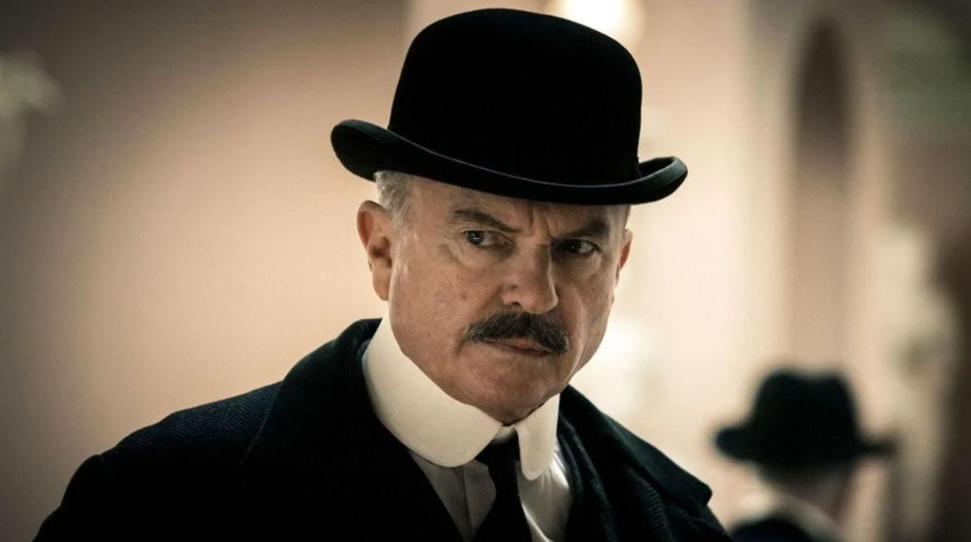 Sam Neill como el mayor Chester Campbell en Peaky Blinders