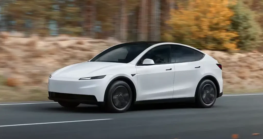 El Tesla Model Y, el SUV eléctrico más vendido del mundo, en movimiento