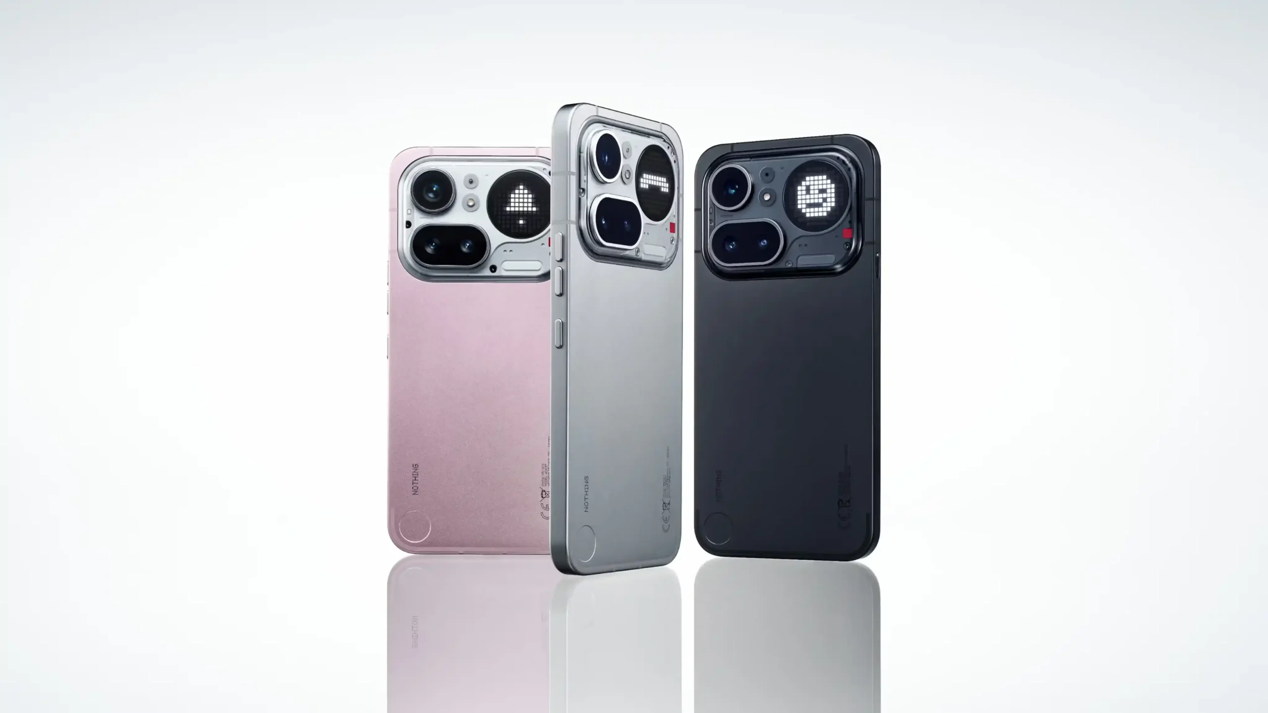 Nothing Phone (4a) Pro, con diseño transparente y Glyph Matrix trasera