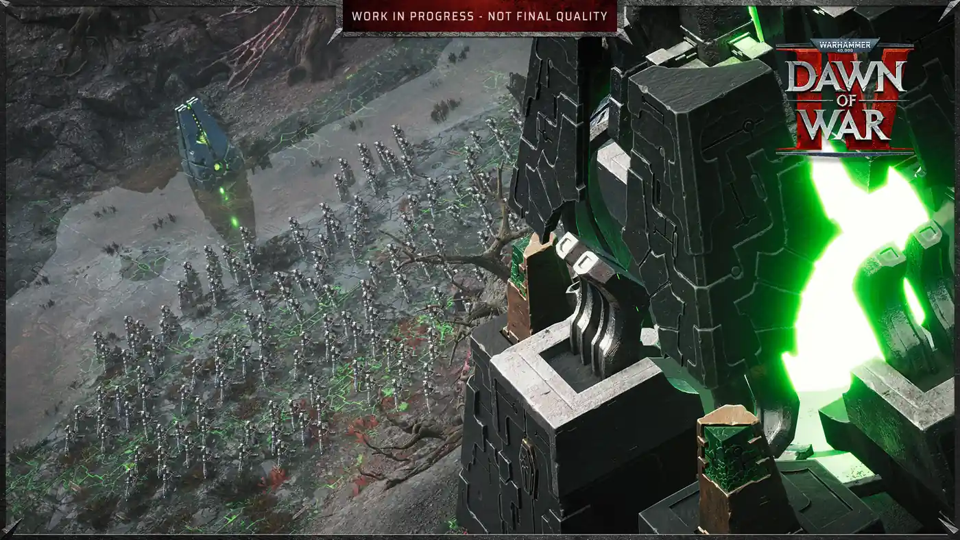Ejército necrón en formación junto a un obelisco de energía verde en Dawn of War IV