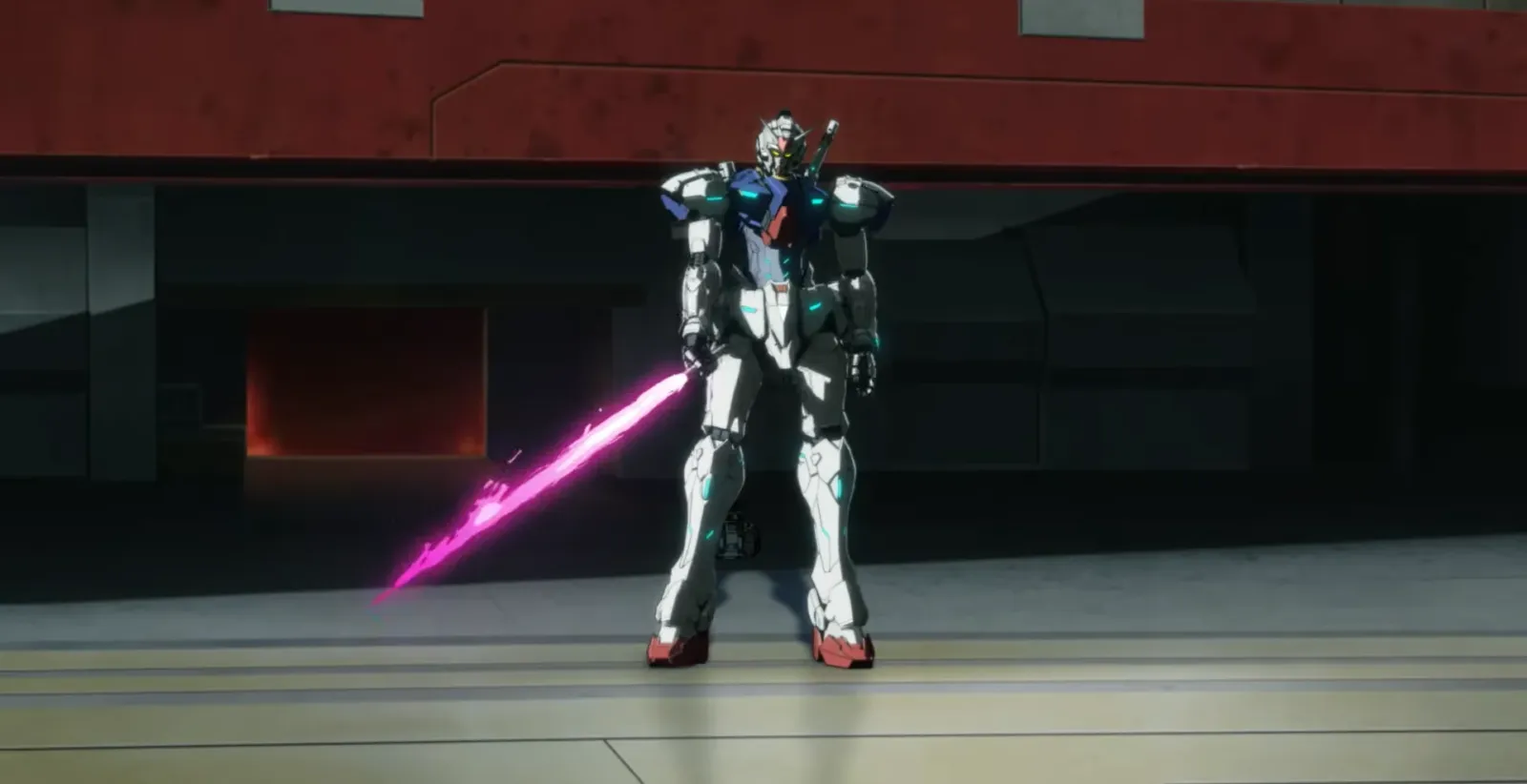 Mecha plateado de Gundam RG XARX-ZERO empuñando un sable de luz rosa