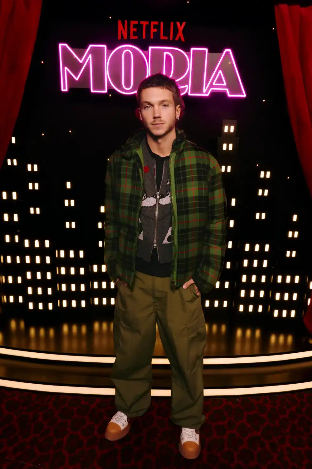 Franco Masini en la premiere de la serie Moria