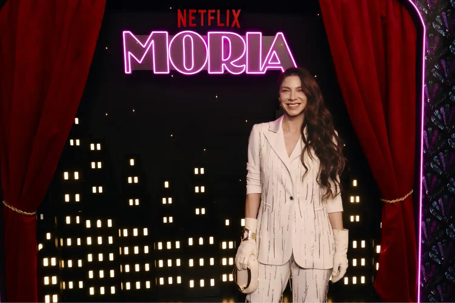 Romina Gaetani en la premiere de la serie Moria