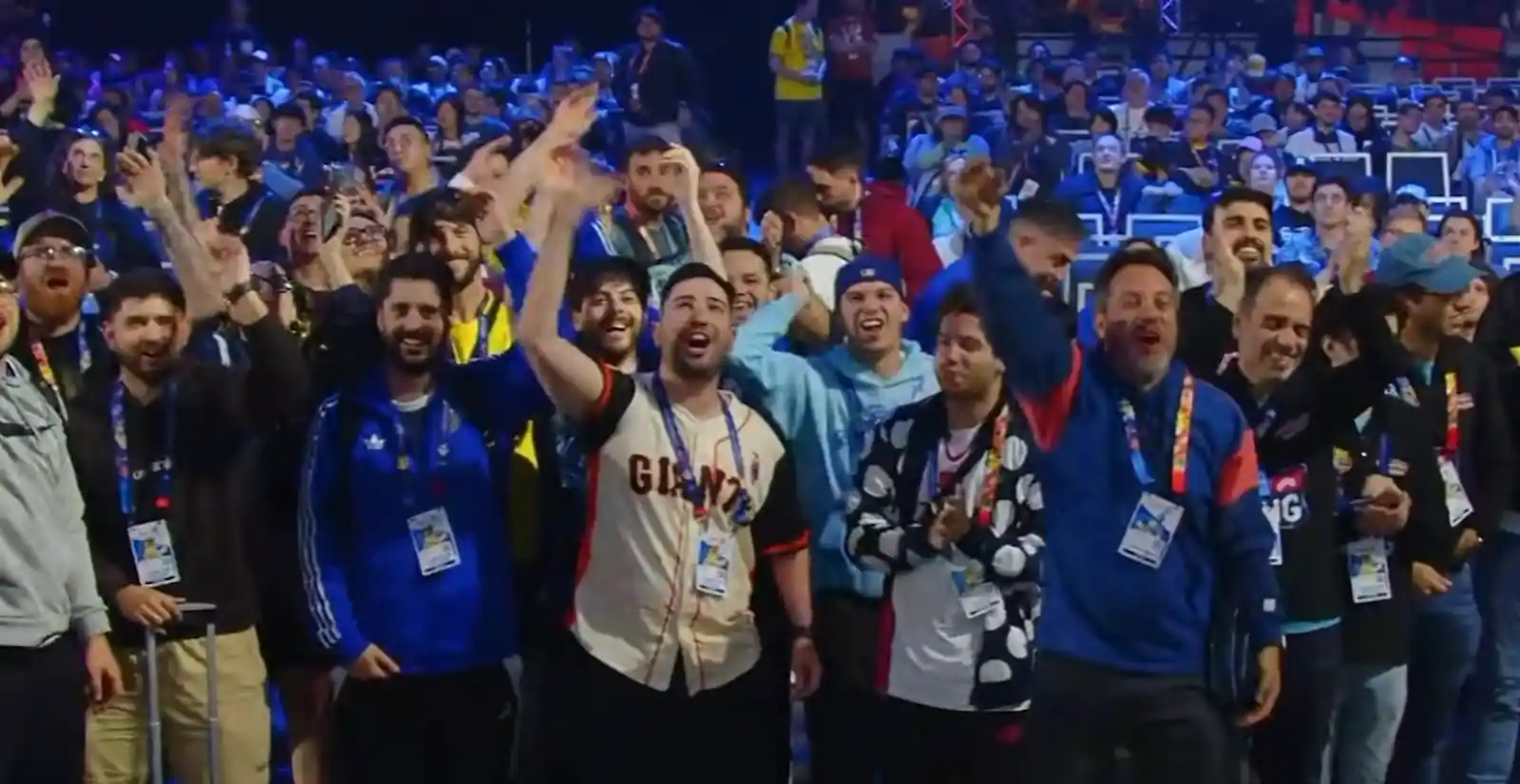 Público festejando en las tribunas del Pokémon World Championship 2026 en San Francisco