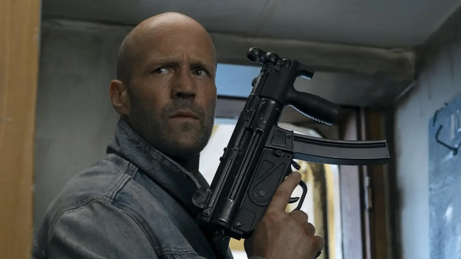 Jason Statham como Cole Reed en Mutiny, la película que Prime Video filtró por error