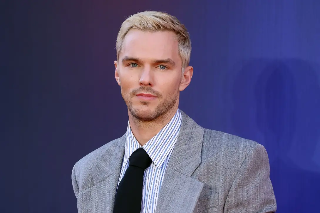 Nicholas Hoult, el actor elegido para interpretar a Gilderoy Lockhart en la serie de Harry Potter
