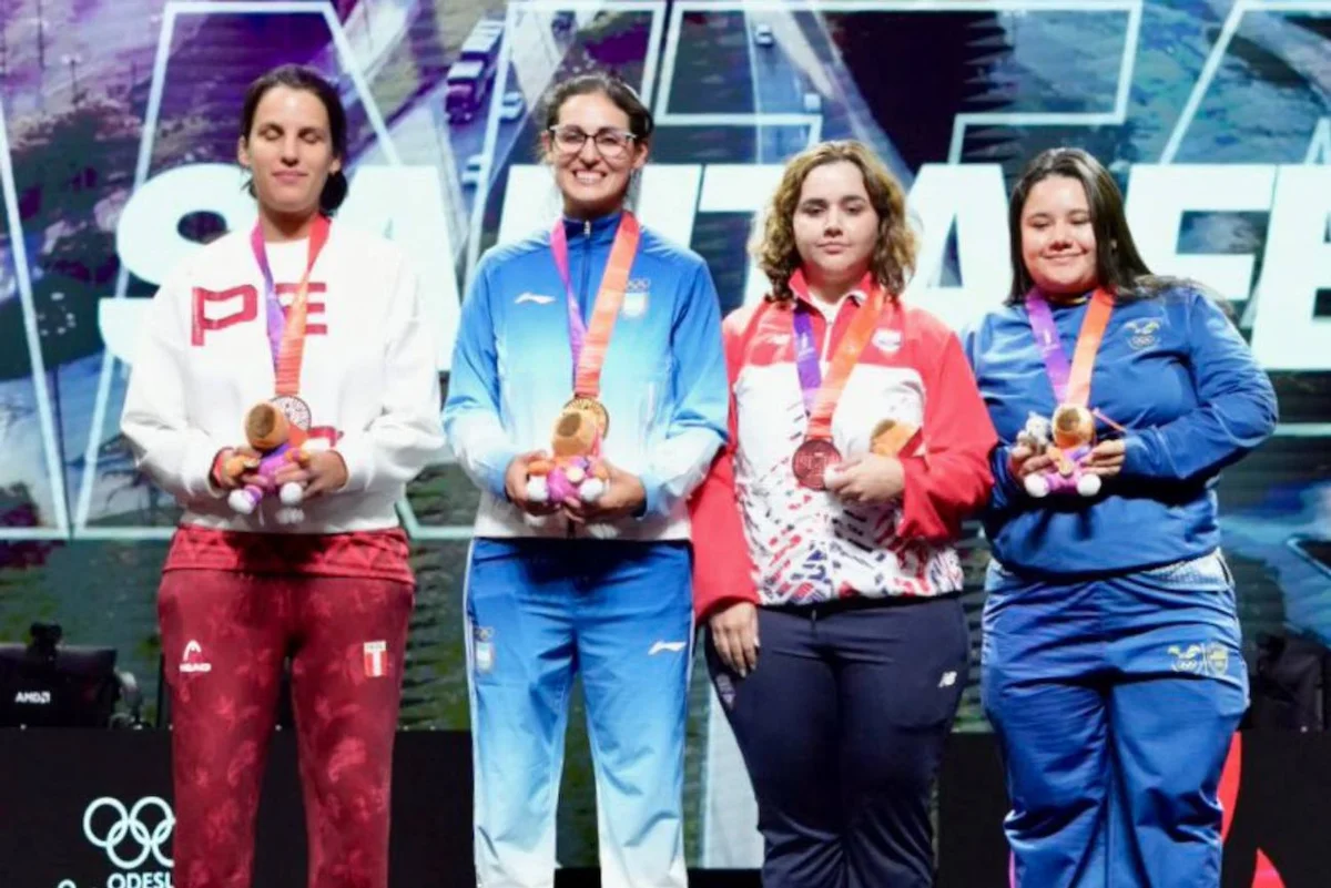 Las medallistas del torneo femenino de EA Sports FC de los Juegos Suramericanos 2026, entre ellas Daniela Arias