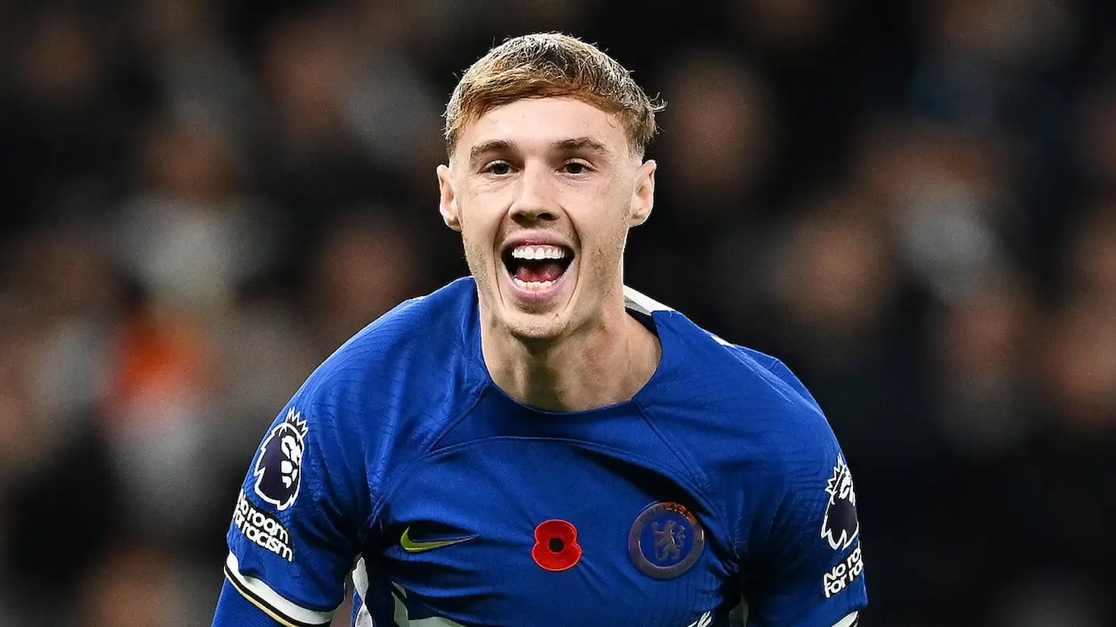 Cole Palmer festeja con la camiseta del Chelsea, el jugador que mostró EA FC 27 antes de tiempo