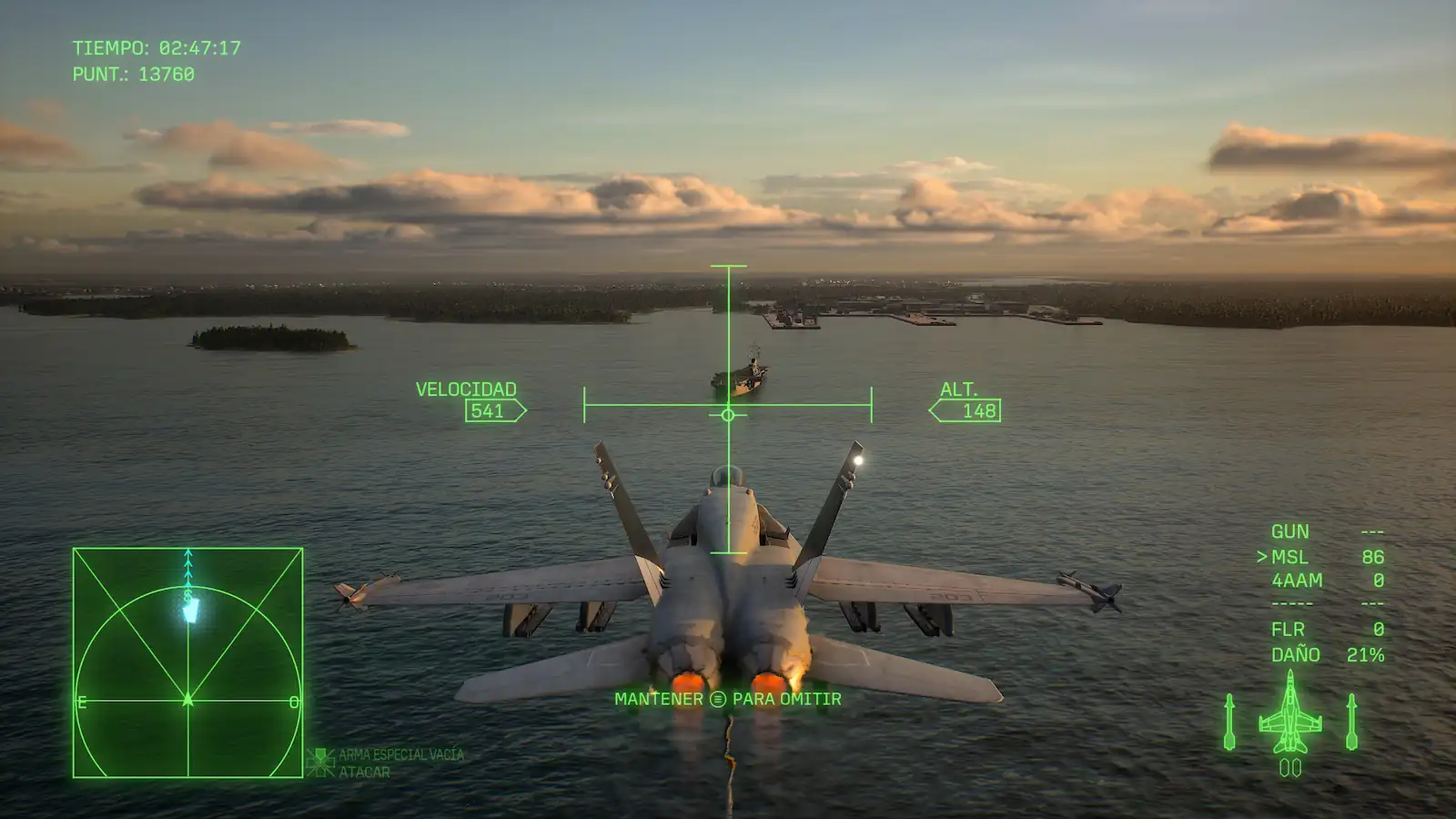 Caza sobrevolando la costa al atardecer con el radar activo