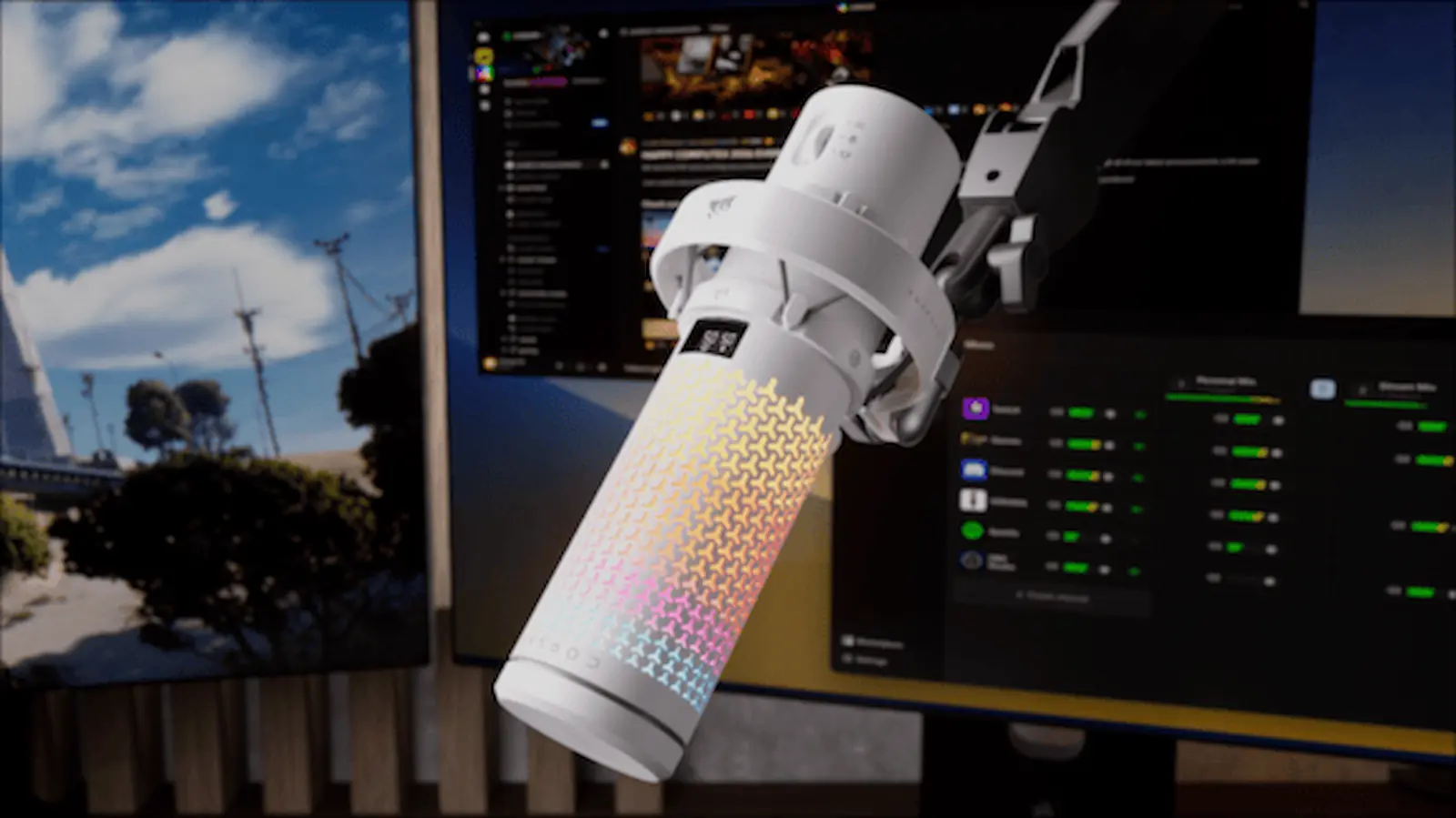 El Corsair Voxara blanco montado en un brazo articulado frente a un monitor con Elgato Wave Link abierto