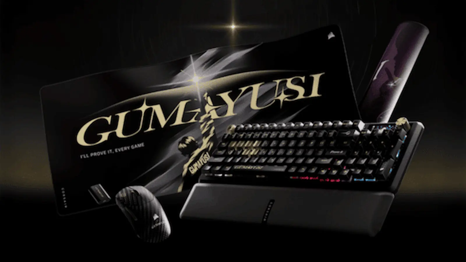 El mousepad MM 2XL con el lema I'll Prove It, Every Game junto al teclado y el mouse de la colección Corsair x Gumayusi