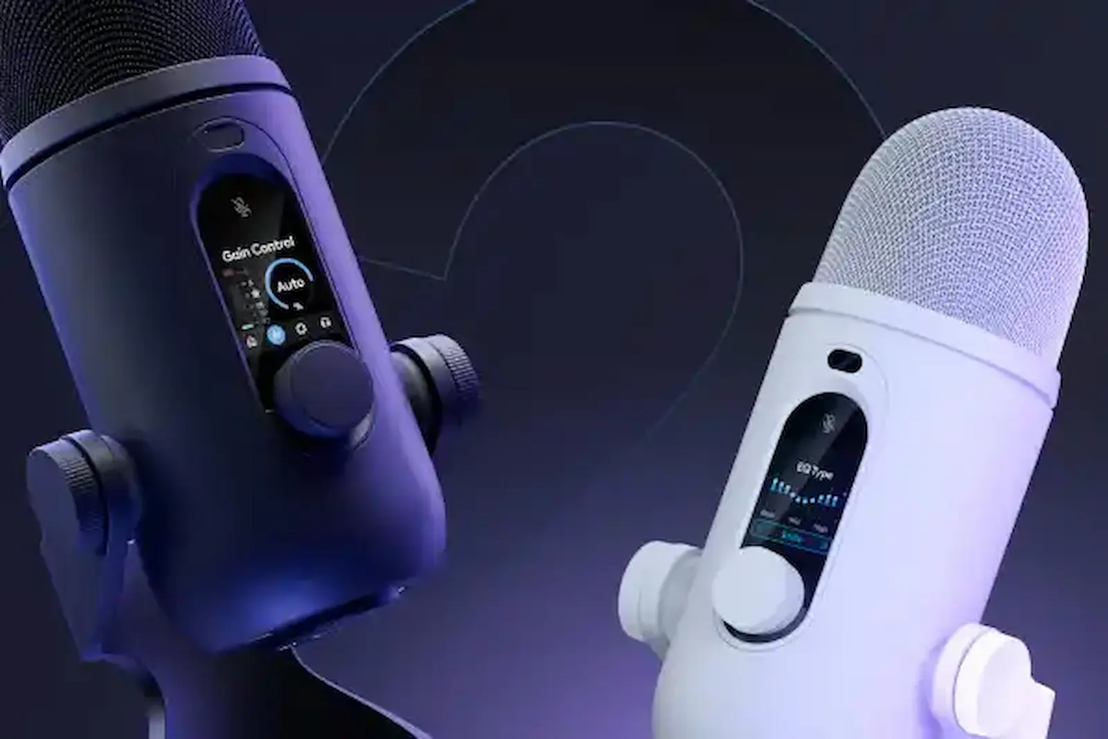 Los micrófonos Logitech Yeti 2 en negro y blanco, con la pantalla LED encendida
