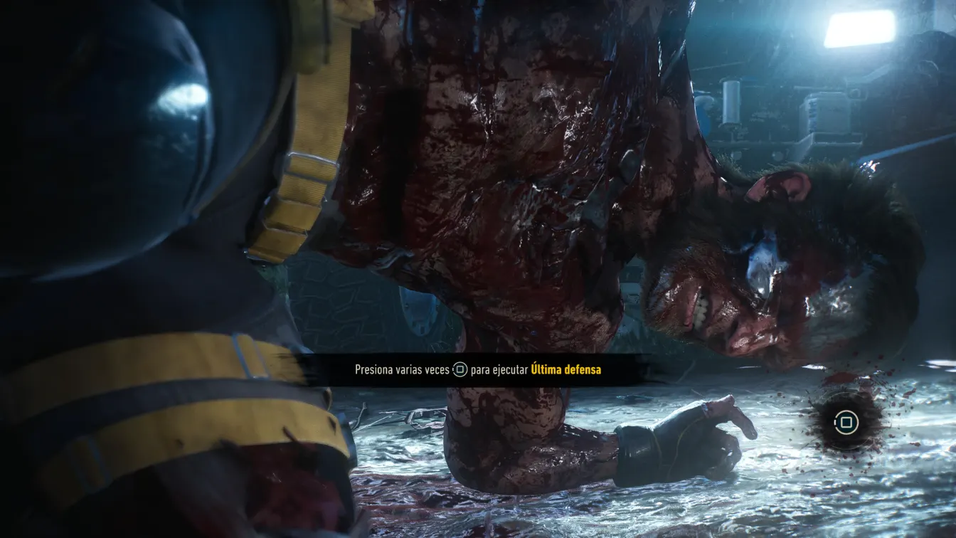 Primer plano de Wolverine rematando a un enemigo durante un combate de Marvel’s Wolverine