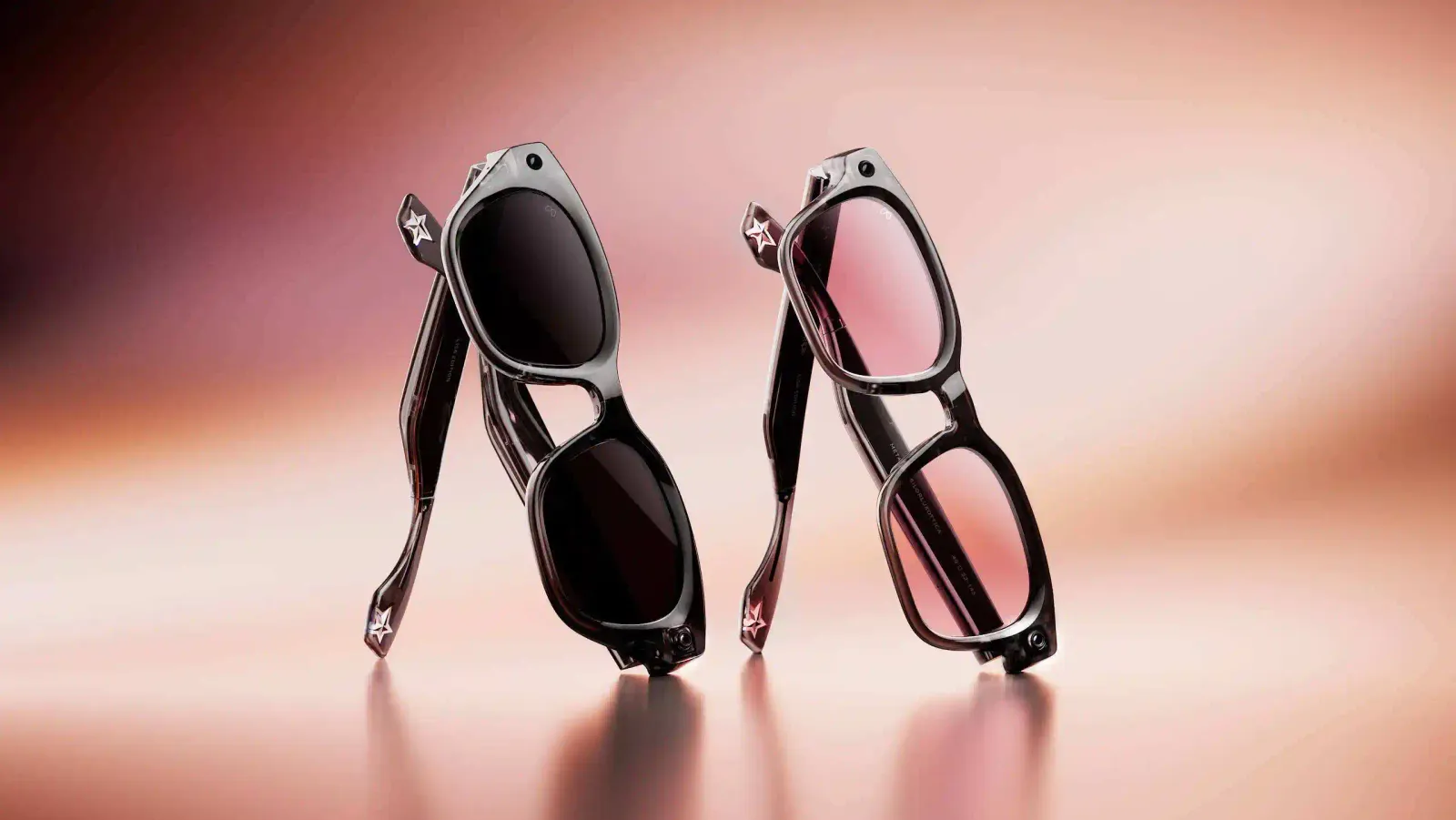 Los dos diseños de Meta Glasses de la colaboración con LISA, de BLACKPINK