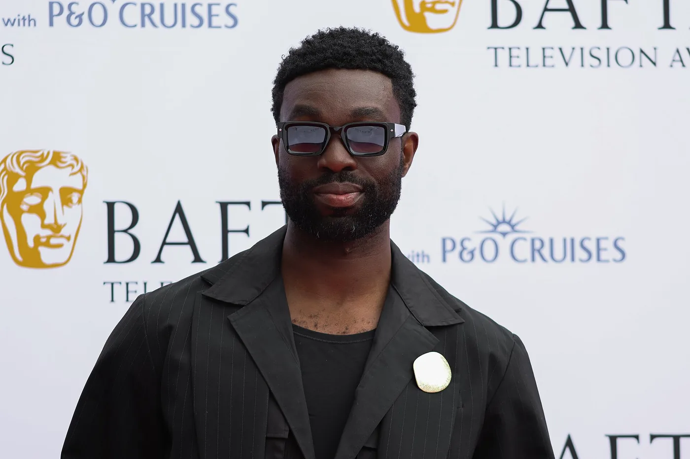 Paapa Essiedu, el actor que interpreta a Snape en la serie de Harry Potter, en la alfombra roja de los premios BAFTA de televisión