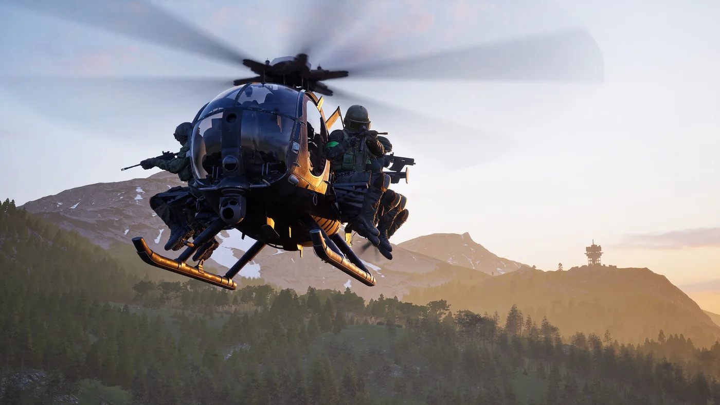 Helicóptero de combate con soldados en los patines sobrevuela las montañas en WARDOGS, el shooter de Bulkhead y Team17