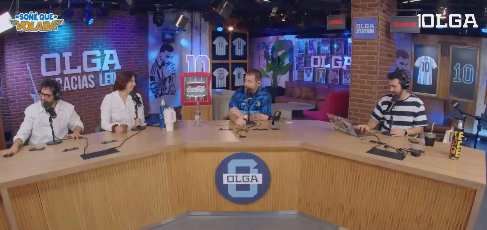 Estudio de OLGA durante una emisión de Soñé que volaba, uno de los programas del canal de streaming