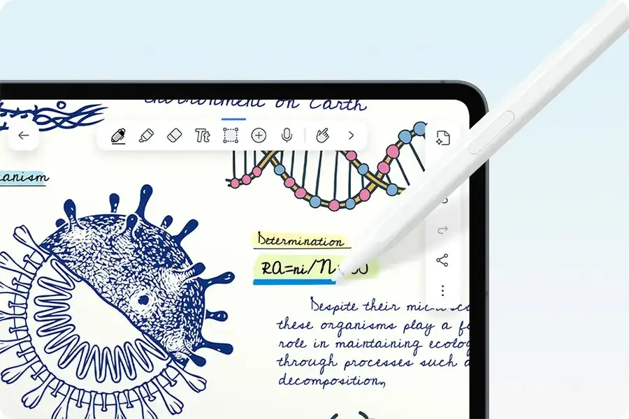 Primer plano del S Pen tomando apuntes a mano en la pantalla de la Galaxy Tab S12