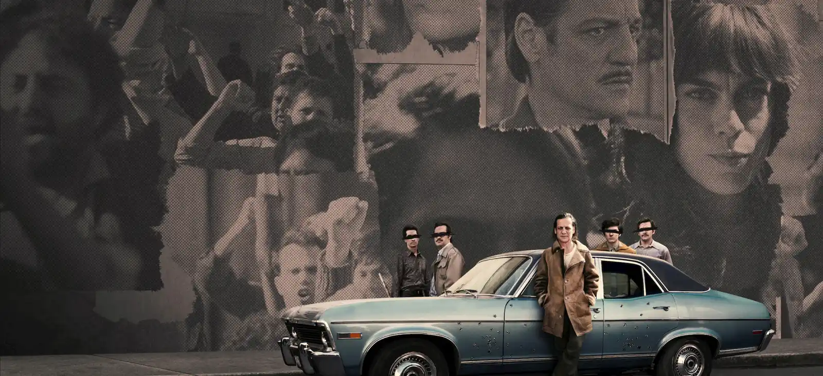 Arte oficial de Gordon, la serie de Netflix: Aníbal Gordon apoyado en un auto de los años 70, con su banda detrás y un collage de fotos de época de fondo