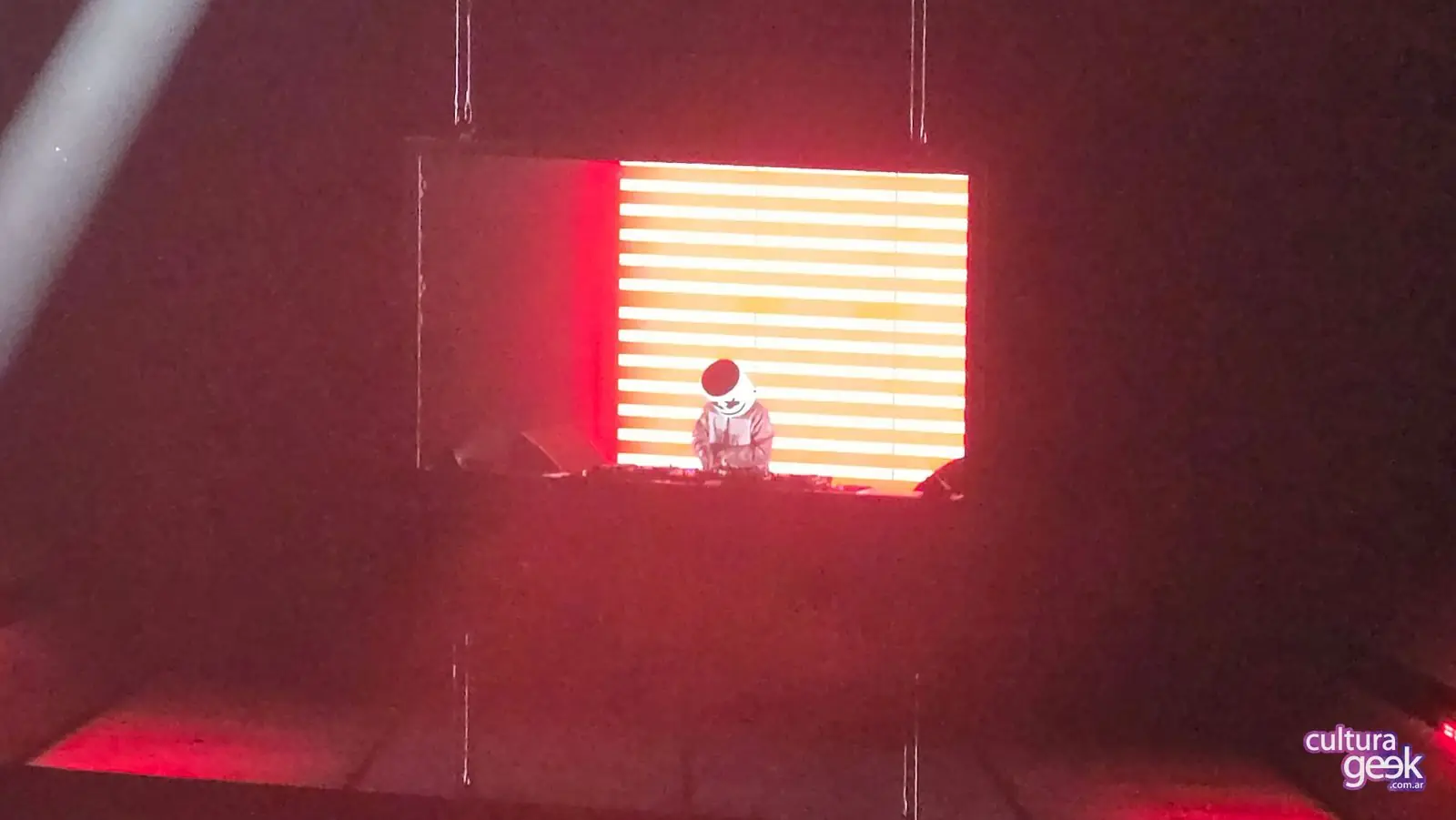 Marshmello pasa música en vivo en Pokémon Night Out 2026, el show por los 30 años de Pokémon en el Intuit Dome