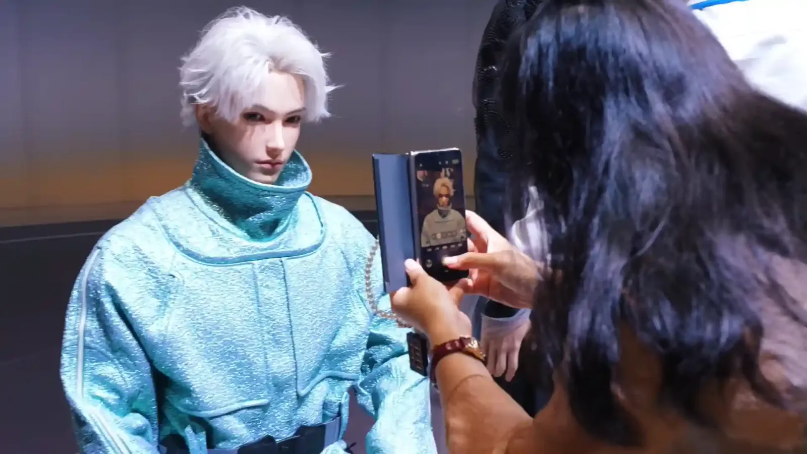 Modelo masculino UWORLD U1, los robots humanoides de UBTECH